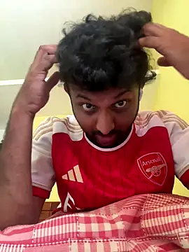 Snapshot of MIRTHICK2002 chatting on 10.28.25 MIRTHICK2002 online show from 10.28.25