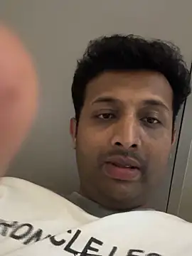 Snapshot of MIRTHICK2002 chatting on 02.17.26 MIRTHICK2002 online show from 02.17.26