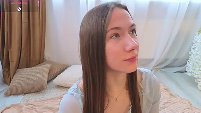 Snapshot of Kira_mindnes chatting on 02.19.26 Kira mindnes online show from 02.19.26