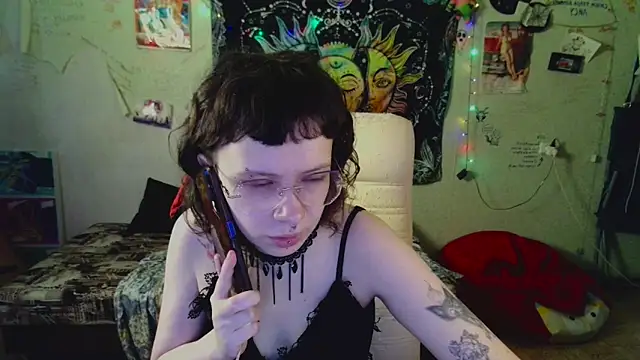 Snapshot of Lil_foxxx chatting on 07.10.26 Lil foxxx online show from 07.10.26