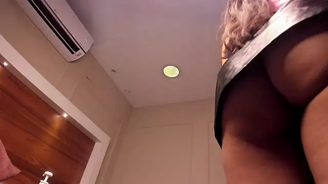 AriadnaHarper online show from 04.01.26