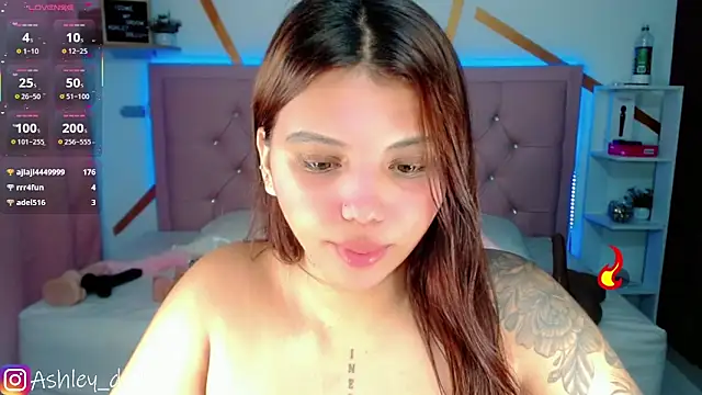 Ashley dolll online show from 10.25.25