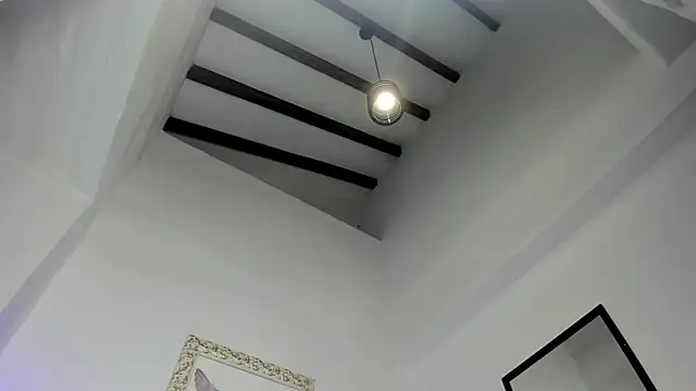 Lola Blondie online show from 10.22.25