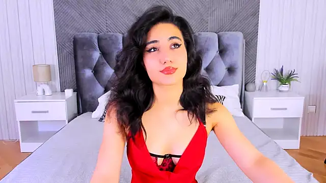 Maya Rogerss online show from 09.15.25