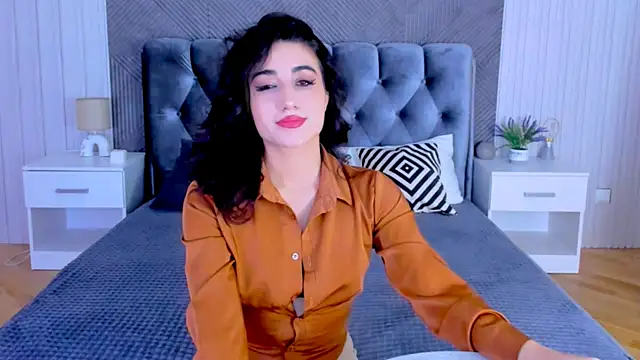 Maya Rogerss online show from 11.14.25