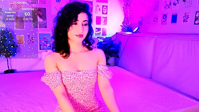 Maya Rogerss online show from 04.04.26