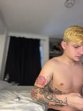 CarinaRose online show from 04.11.26