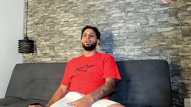 ASHLEY AND ASH online show from 11.04.25