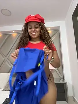 AlesiaCooper online show from 11.22.25