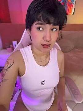 emma cute7 online show from 08.07.26