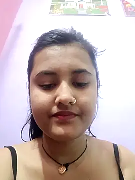Snapshot of Poonam25 chatting on 03.11.25 Poonam25 online show from 03.11.25