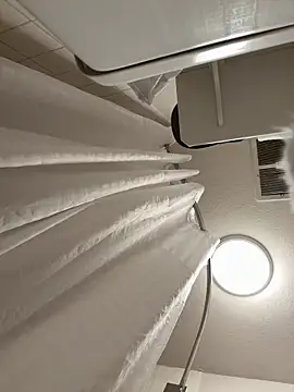 Snapshot of flores6cachondo9 chatting on 12.17.25 flores6cachondo9 online show from 12.17.25