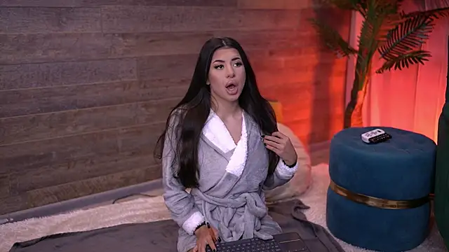 TanyaVonDe online show from 11.11.25