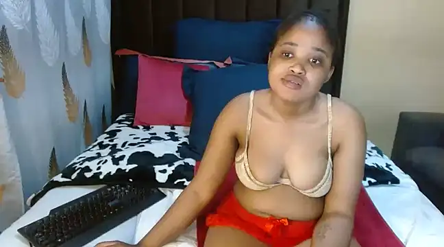 Snapshot of SexyShybarbie chatting on 03.16.25 SexyShybarbie online show from 03.16.25