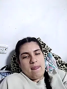 Seet Hanna online show from 10.24.25