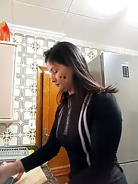 Seet Hanna online show from 02.27.26