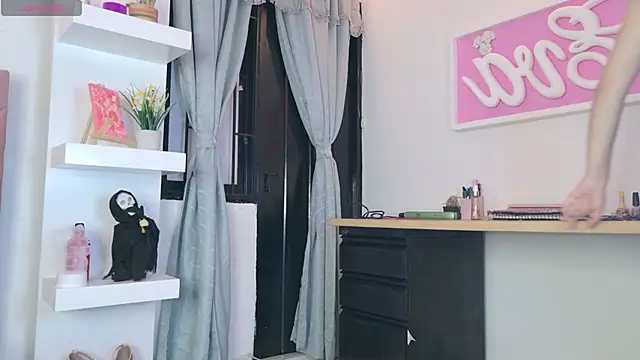 eva sin18 online show from 11.20.25