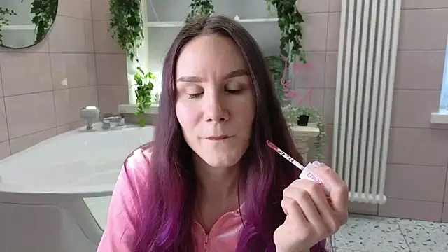 Clare  Florence online show from 03.12.25