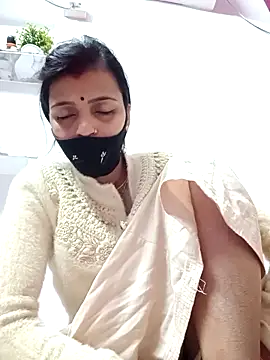 Daya Chheda online show from 11.17.25