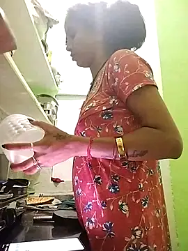 Hotty-Nidhi online show from 03.22.25