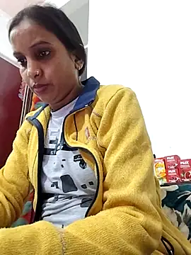 Hotty-Nidhi online show from 12.01.25