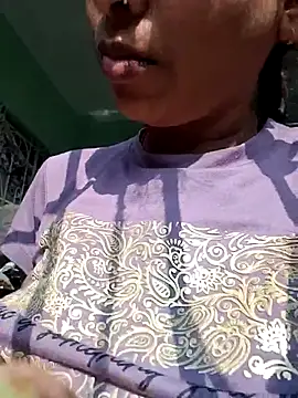 Hotty-Nidhi online show from 12.05.25