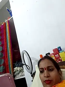 Hotty-Nidhi online show from 03.19.26