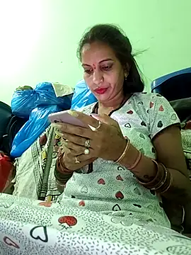 Hotty-Nidhi online show from 03.21.26