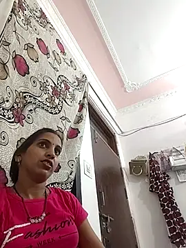 Hotty-Nidhi online show from 03.28.26