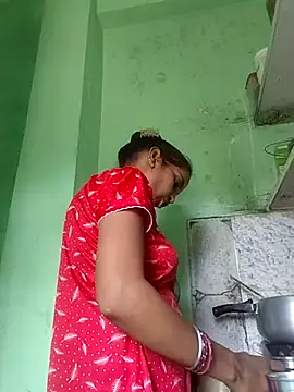 Hotty-Nidhi online show from 04.04.26