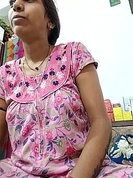 Hotty-Nidhi online show from 04.12.26