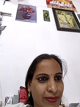 Hotty-Nidhi online show from 06.20.26