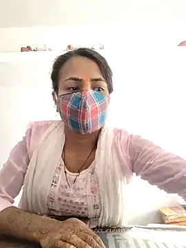 Snapshot of indiancute43 chatting on 03.13.25 indiancute43 online show from 03.13.25