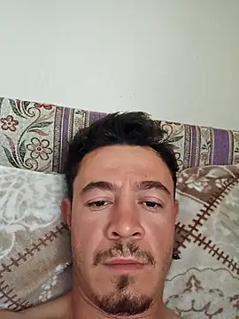 Snapshot of Thunderbolt121 chatting on 11.14.25 Thunderbolt121 online show from 11.14.25