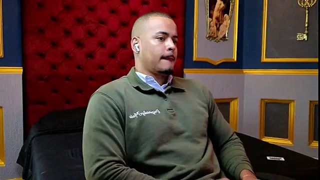 AshtonnSummer online show from 03.20.25