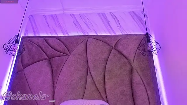 Kanela miller  online show from 11.14.25