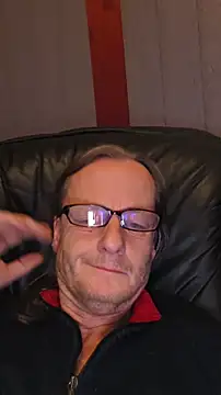 namorreyeb1 online show from 10.26.25