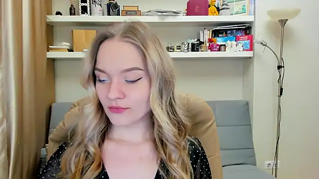 Kara Smith  online show from 01.31.25