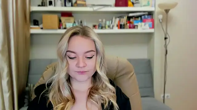 Kara Smith  online show from 10.23.25