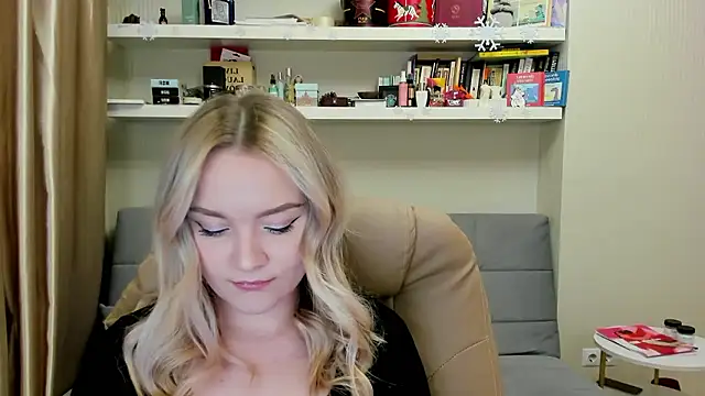 Kara Smith  online show from 01.11.26