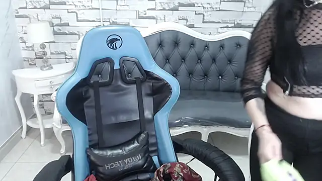 valeria a1 online show from 11.18.25