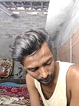 India HOT23 online show from 12.04.25