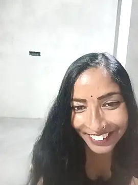 Snapshot of Shurbhi-Sharma chatting on 03.17.25 Shurbhi-Sharma online show from 03.17.25