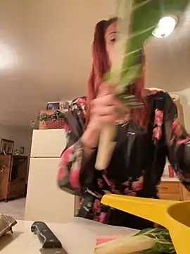 SusieandLacey online show from 10.23.25