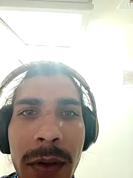 HazelEyedJay420 online show from 03.18.25