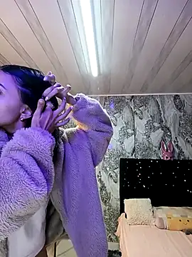 Snapshot of AshleyVega01 chatting on 03.17.25 AshleyVega01 online show from 03.17.25