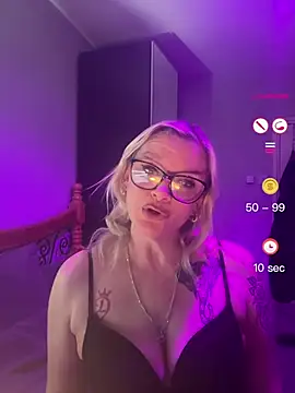 Curvy-Cleo online show from 04.29.26