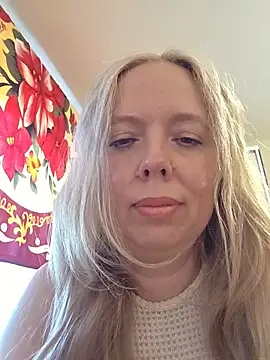 Snapshot of Irina3718 chatting on 06.22.26 Irina3718 online show from 06.22.26