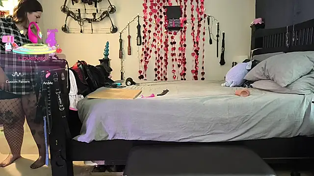 KinkyBratandDaddy online show from 03.24.26