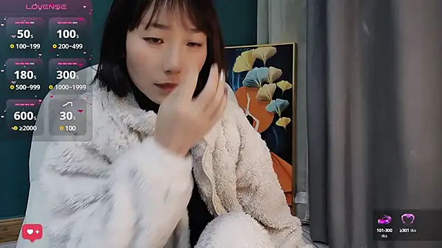 lovely-ann online show from 03.13.25